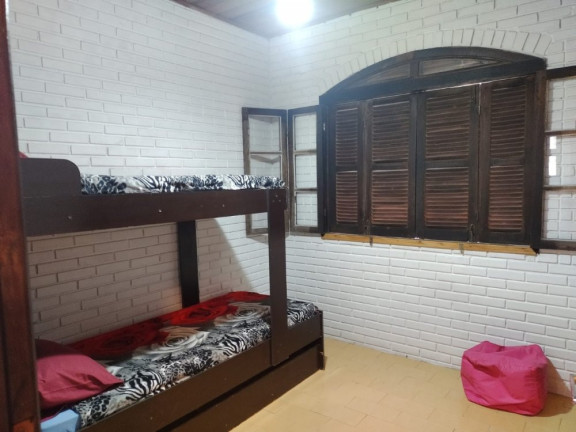 Imagem Casa com 4 Quartos para Alugar, 200 m² em Praia Da Cal - Torres Imagem Casa com 4 Quartos para Alugar, 200 m² em Praia Da Cal - Torres