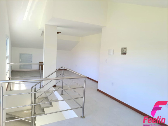 Imagem Casa com 3 Quartos à Venda, 168 m² em Campeche - Florianópolis Imagem Casa com 3 Quartos à Venda, 168 m² em Campeche - Florianópolis