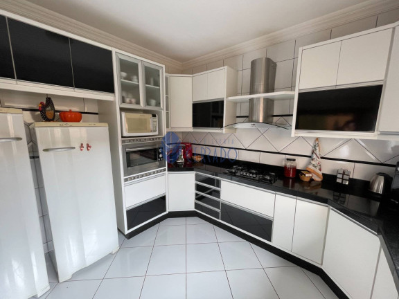 Imagem Sobrado com 4 Quartos à Venda, 300 m² em Parque Brasília 2ª Etapa - Anápolis Imagem Sobrado com 4 Quartos à Venda, 300 m² em Parque Brasília 2ª Etapa - Anápolis