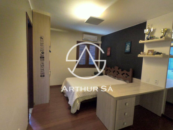 Imagem Casa com 5 Quartos à Venda, 1.800 m² em Lago Norte - Brasília Imagem Casa com 5 Quartos à Venda, 1.800 m² em Lago Norte - Brasília