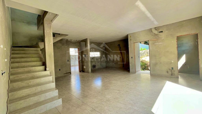 Imagem Casa com 3 Quartos à Venda, 160 m² em Córrego Grande - Florianópolis