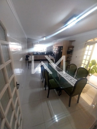 Imagem Sobrado com 3 Quartos à Venda, 209 m² em Vila Das Bandeiras - Guarulhos Imagem Sobrado com 3 Quartos à Venda, 209 m² em Vila Das Bandeiras - Guarulhos
