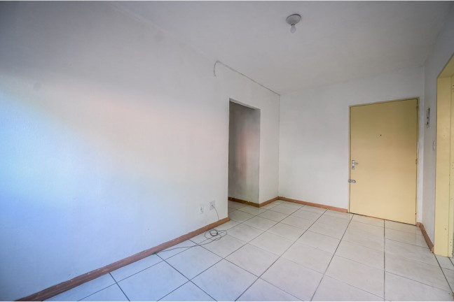 Imagem Imóvel com 2 Quartos à Venda, 48 m² em Cristal - Porto Alegre Imagem Imóvel com 2 Quartos à Venda, 48 m² em Cristal - Porto Alegre