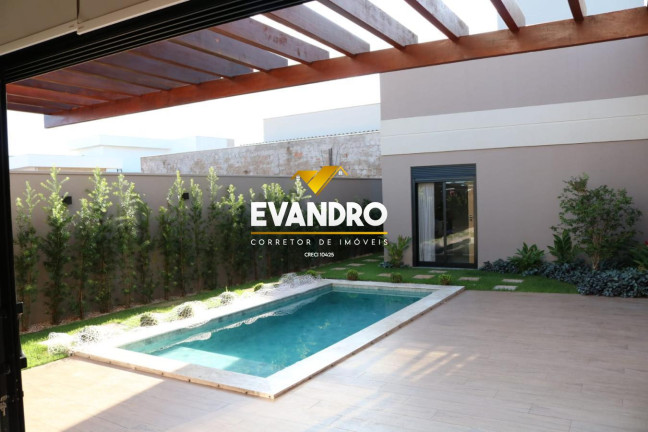 Imagem Casa com 3 Quartos à Venda, 466 m² em Ribeirão Do Lipa - Cuiabá Imagem Casa com 3 Quartos à Venda, 466 m² em Ribeirão Do Lipa - Cuiabá