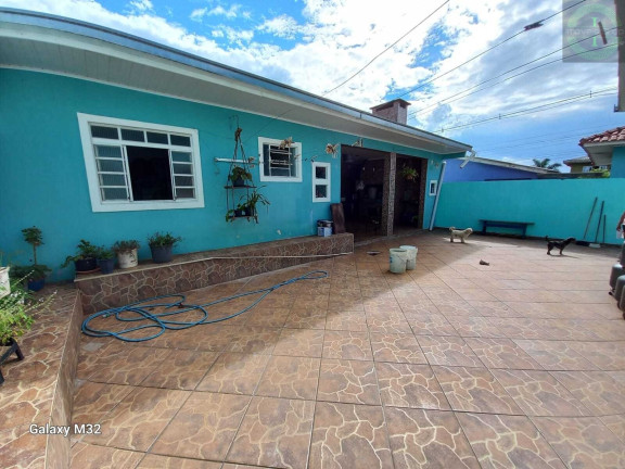 Imagem Casa com 4 Quartos à Venda, em Contorno - Ponta Grossa Imagem Casa com 4 Quartos à Venda, em Contorno - Ponta Grossa