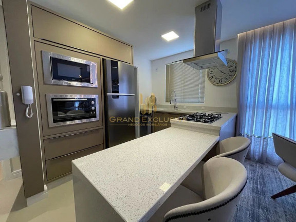 Imagem Apartamento com 3 Quartos à Venda, 103 m² em Centro - Balneário Camboriú Imagem Apartamento com 3 Quartos à Venda, 103 m² em Centro - Balneário Camboriú