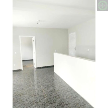 Imagem Casa com 5 Quartos à Venda, 166 m² em Nova Rússia - Ponta Grossa Imagem Casa com 5 Quartos à Venda, 166 m² em Nova Rússia - Ponta Grossa