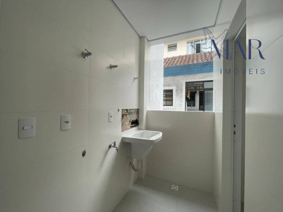 Imagem Casa com 3 Quartos à Venda, 130 m² em Boqueirão - Santos