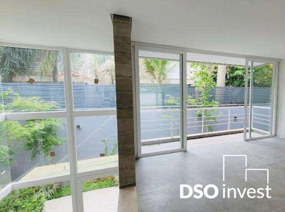 Imagem Casa de Condomínio com 4 Quartos à Venda,  em Jardim Cordeiro - São Paulo