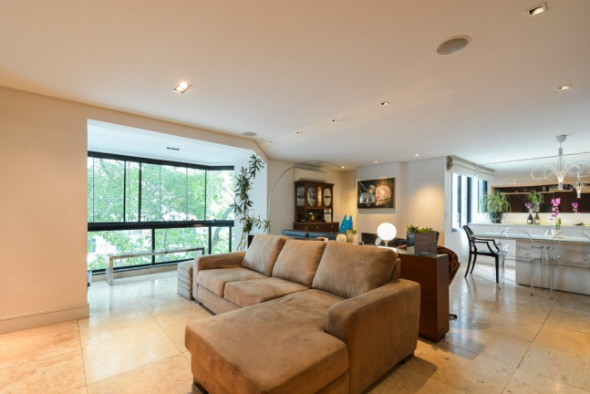 Imagem Apartamento com 4 Quartos à Venda, 172 m² em Moema - São Paulo Imagem Apartamento com 4 Quartos à Venda, 172 m² em Moema - São Paulo