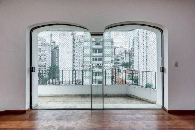 Imagem Apartamento com 4 Quartos à Venda, 196 m² em Jardim América - São Paulo