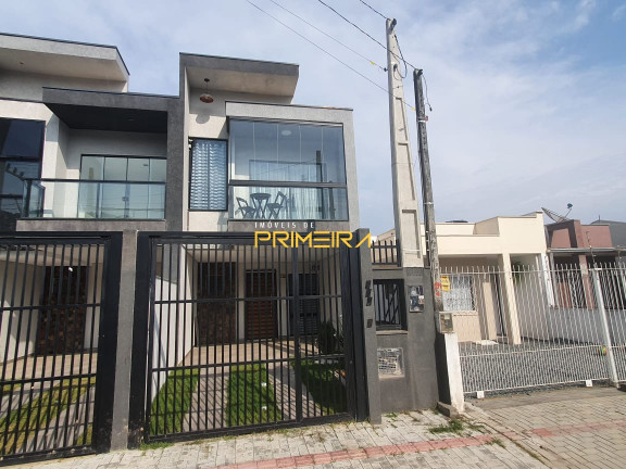 Imagem Sobrado com 2 Quartos à Venda, 107 m² em Balneário Piçarras - Piçarras