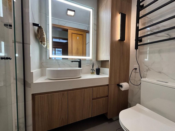 Imagem Apartamento com 4 Quartos à Venda, 253 m² em Petrópolis - Porto Alegre Imagem Apartamento com 4 Quartos à Venda, 253 m² em Petrópolis - Porto Alegre
