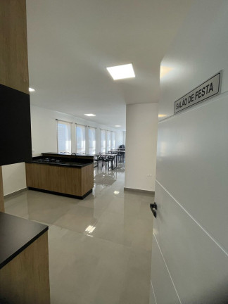 Imagem Imóvel com 1 Quarto à Venda, 29 m² em Capão Raso - Curitiba Imagem Imóvel com 1 Quarto à Venda, 29 m² em Capão Raso - Curitiba