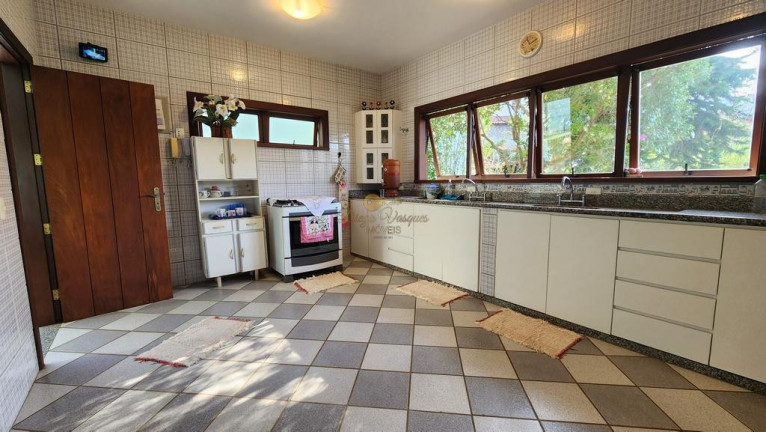 Imagem Casa com 3 Quartos à Venda, 450 m² em Golfe - Teresópolis Imagem Casa com 3 Quartos à Venda, 450 m² em Golfe - Teresópolis