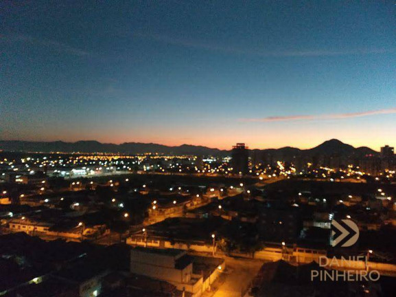 Imagem Apartamento com 2 Quartos à Venda, 65 m² em Aviação - Praia Grande Imagem Apartamento com 2 Quartos à Venda, 65 m² em Aviação - Praia Grande