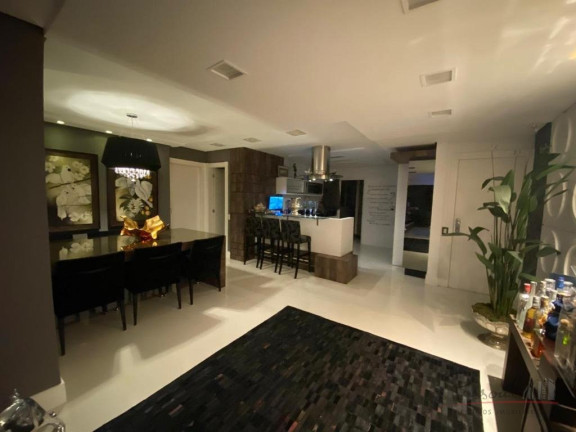 Imagem Apartamento com 3 Quartos à Venda, 228 m² em Agronômica - Florianópolis Imagem Apartamento com 3 Quartos à Venda, 228 m² em Agronômica - Florianópolis