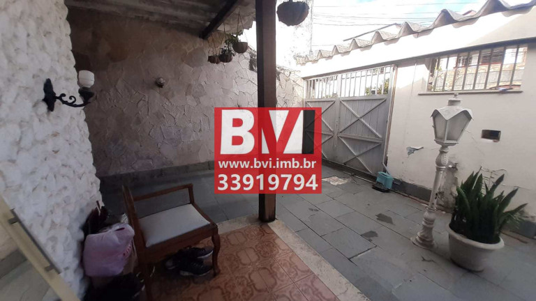 Imagem Casa com 3 Quartos à Venda, 211 m² em Vila Da Penha - Rio De Janeiro Imagem Casa com 3 Quartos à Venda, 211 m² em Vila Da Penha - Rio De Janeiro