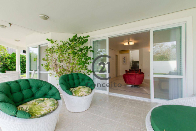 Imagem Casa com 4 Quartos à Venda, 343 m² em Cacupé - Florianópolis Imagem Casa com 4 Quartos à Venda, 343 m² em Cacupé - Florianópolis