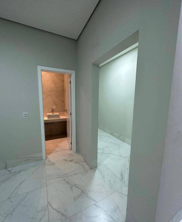 Imagem Casa com 3 Quartos à Venda, 463 m² em Cuiabá Imagem Casa com 3 Quartos à Venda, 463 m² em Cuiabá