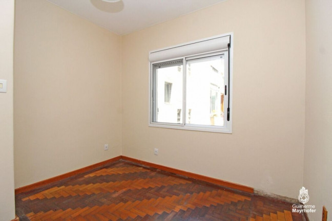 Imagem Imóvel com 2 Quartos à Venda, 79 m² em Santa Cecília - Porto Alegre Imagem Imóvel com 2 Quartos à Venda, 79 m² em Santa Cecília - Porto Alegre