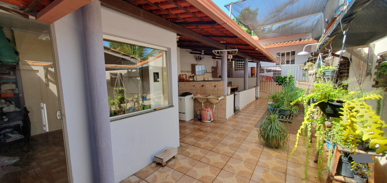 Imagem Casa com 3 Quartos à Venda, em Nova Esmeraldas - Esmeraldas Imagem Casa com 3 Quartos à Venda, em Nova Esmeraldas - Esmeraldas