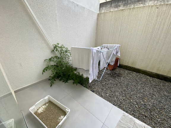 Imagem Sobrado com 2 Quartos à Venda, 72 m² em Espinheiros - Itajaí Imagem Sobrado com 2 Quartos à Venda, 72 m² em Espinheiros - Itajaí