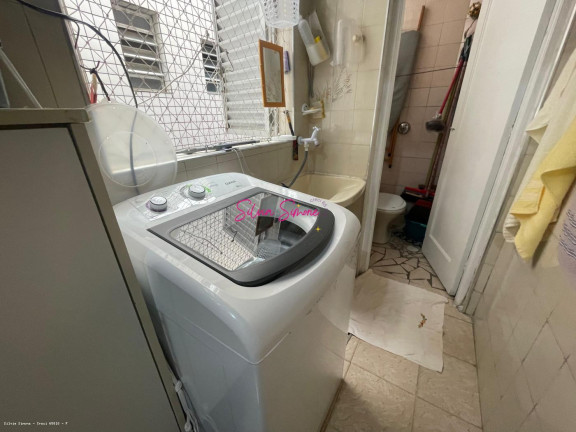 Imagem Apartamento com 2 Quartos à Venda, 74 m² em José Menino - Santos