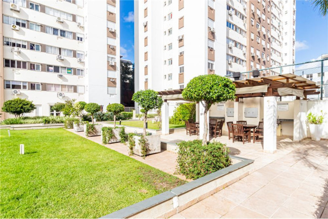 Imagem Imóvel com 2 Quartos à Venda, em Passo Da Areia - Porto Alegre Imagem Imóvel com 2 Quartos à Venda, em Passo Da Areia - Porto Alegre