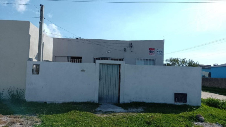 Imagem Casa com 3 Quartos à Venda, 180 m² em Castelo Branco - Rio Grande Imagem Casa com 3 Quartos à Venda, 180 m² em Castelo Branco - Rio Grande