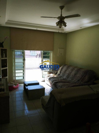 Casa com 7 Quartos à Venda, 262 m² em Jd Jussara - São Paulo