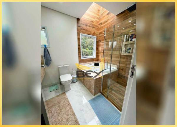 Imagem Casa com 3 Quartos à Venda, 350 m² em Parque Nova Jandira - Jandira Imagem Casa com 3 Quartos à Venda, 350 m² em Parque Nova Jandira - Jandira