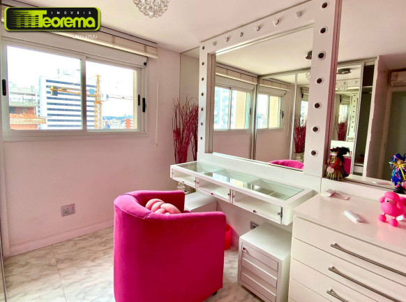 Imagem Cobertura com 2 Quartos à Venda, 181 m² em Centro - Curitiba Imagem Cobertura com 2 Quartos à Venda, 181 m² em Centro - Curitiba