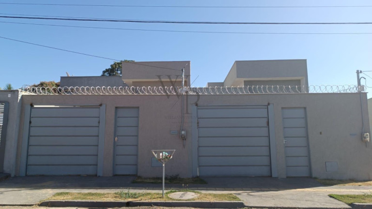 Casa com 3 Quartos à Venda, 117 m² em Jardim Cristalino - Aparecida De Goiânia