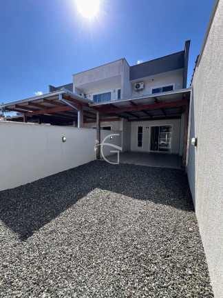Casa com 2 Quartos à Venda, 75 m² em Guanabara - Joinville