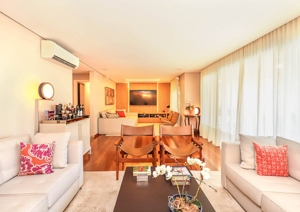 Imagem Apartamento com 3 Quartos à Venda, 226 m² em Vila Nova Conceição - São Paulo