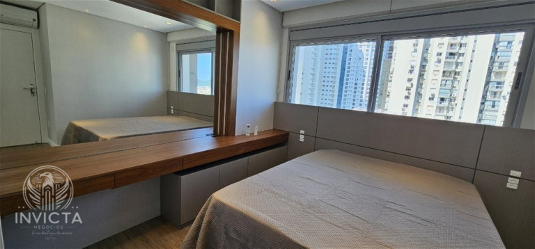 Imagem Apartamento com 4 Quartos à Venda, 156 m² em Centro - Balneário Camboriú Imagem Apartamento com 4 Quartos à Venda, 156 m² em Centro - Balneário Camboriú