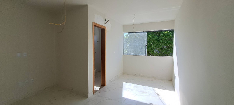 Imagem Casa com 4 Quartos à Venda, 180 m² em Buraquinho - Lauro De Freitas