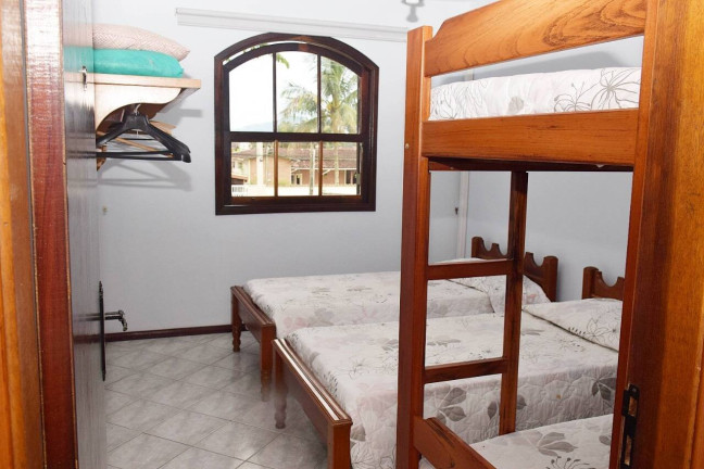 Imagem Casa com 9 Quartos à Venda, 720 m² em Jardim Samambaia - Ubatuba Imagem Casa com 9 Quartos à Venda, 720 m² em Jardim Samambaia - Ubatuba
