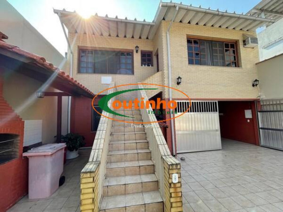 Imagem Casa com 4 Quartos à Venda, 400 m² em Barra Da Tijuca - Rio De Janeiro Imagem Casa com 4 Quartos à Venda, 400 m² em Barra Da Tijuca - Rio De Janeiro