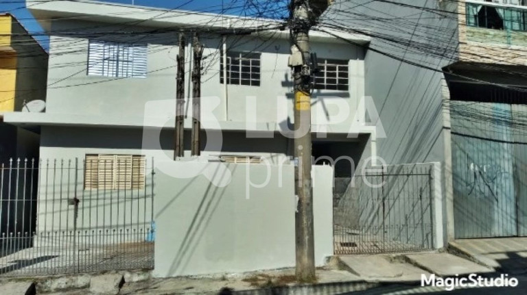 Imagem Casa com 6 Quartos à Venda, 230 m² em Jardim Almeida Prado - Guarulhos Imagem Casa com 6 Quartos à Venda, 230 m² em Jardim Almeida Prado - Guarulhos