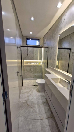 Imagem Casa com 3 Quartos à Venda, 238 m² Imagem Casa com 3 Quartos à Venda, 238 m²