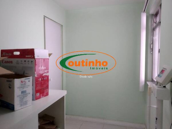 Imagem Casa com 6 Quartos à Venda, 170 m² em Vila Isabel - Rio De Janeiro Imagem Casa com 6 Quartos à Venda, 170 m² em Vila Isabel - Rio De Janeiro