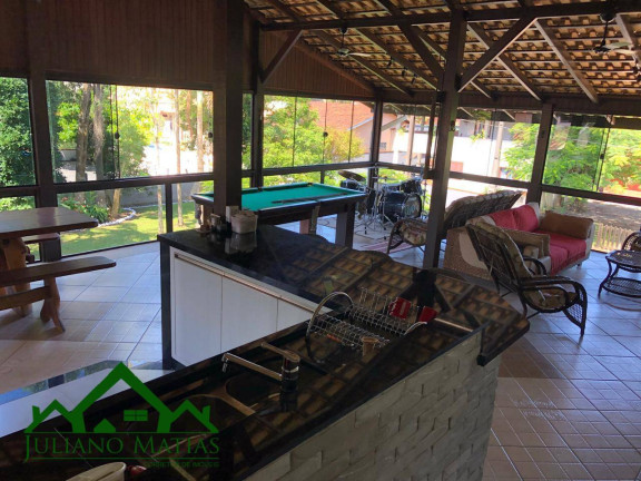 Imagem Sobrado com 4 Quartos à Venda, 240 m² em Costeira - Balneário Barra Do Sul Imagem Sobrado com 4 Quartos à Venda, 240 m² em Costeira - Balneário Barra Do Sul
