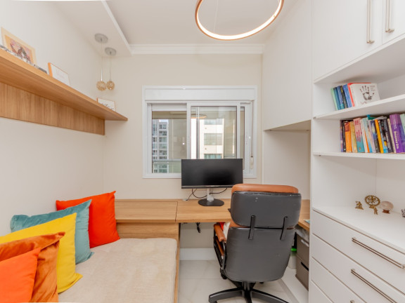 Imagem Apartamento com 2 Quartos à Venda, 74 m² em Aclimação - São Paulo