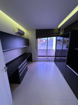 Imagem Casa de Condomínio com 4 Quartos à Venda, 520 m² em Alphaville Flamboyant Residencial Araguaia - Goiânia Imagem Casa de Condomínio com 4 Quartos à Venda, 520 m² em Alphaville Flamboyant Residencial Araguaia - Goiânia