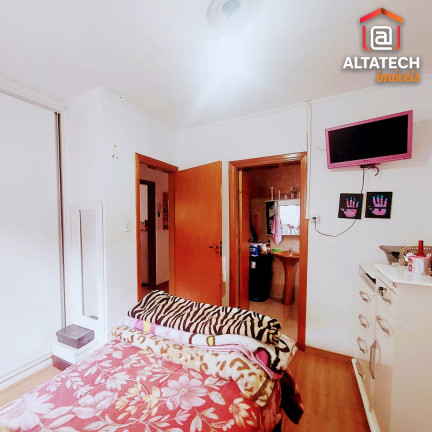 Imagem Casa com 3 Quartos à Venda, 130 m² em Parque Pinheiros - Poços De Caldas Imagem Casa com 3 Quartos à Venda, 130 m² em Parque Pinheiros - Poços De Caldas