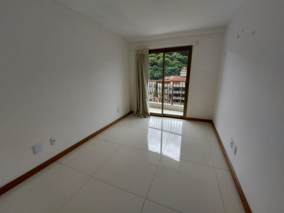 Imagem Apartamento com 3 Quartos à Venda, 106 m² em Várzea - Teresópolis Imagem Apartamento com 3 Quartos à Venda, 106 m² em Várzea - Teresópolis