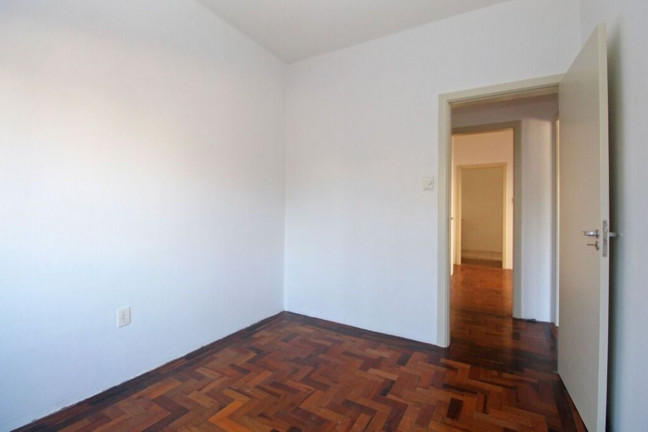 Imagem Imóvel com 2 Quartos à Venda, 58 m² em Menino Deus - Porto Alegre Imagem Imóvel com 2 Quartos à Venda, 58 m² em Menino Deus - Porto Alegre