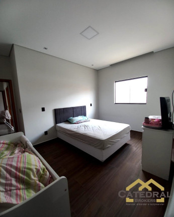 Imagem Imóvel com 3 Quartos à Venda, 300 m² em São Venâncio - Itupeva Imagem Imóvel com 3 Quartos à Venda, 300 m² em São Venâncio - Itupeva